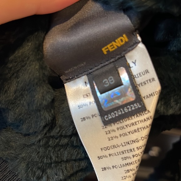 Fendi reversible puffer - Picture 8 of 8